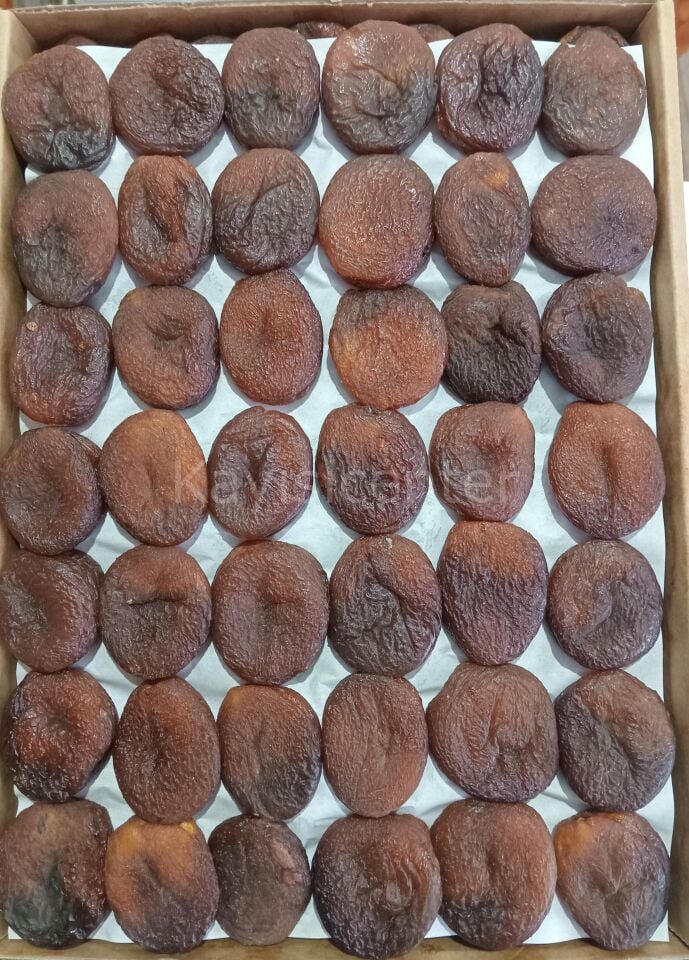 Toptan Gün Kurusu Kayısı Ekstra Jumbo Özel Dizim 10 Kg