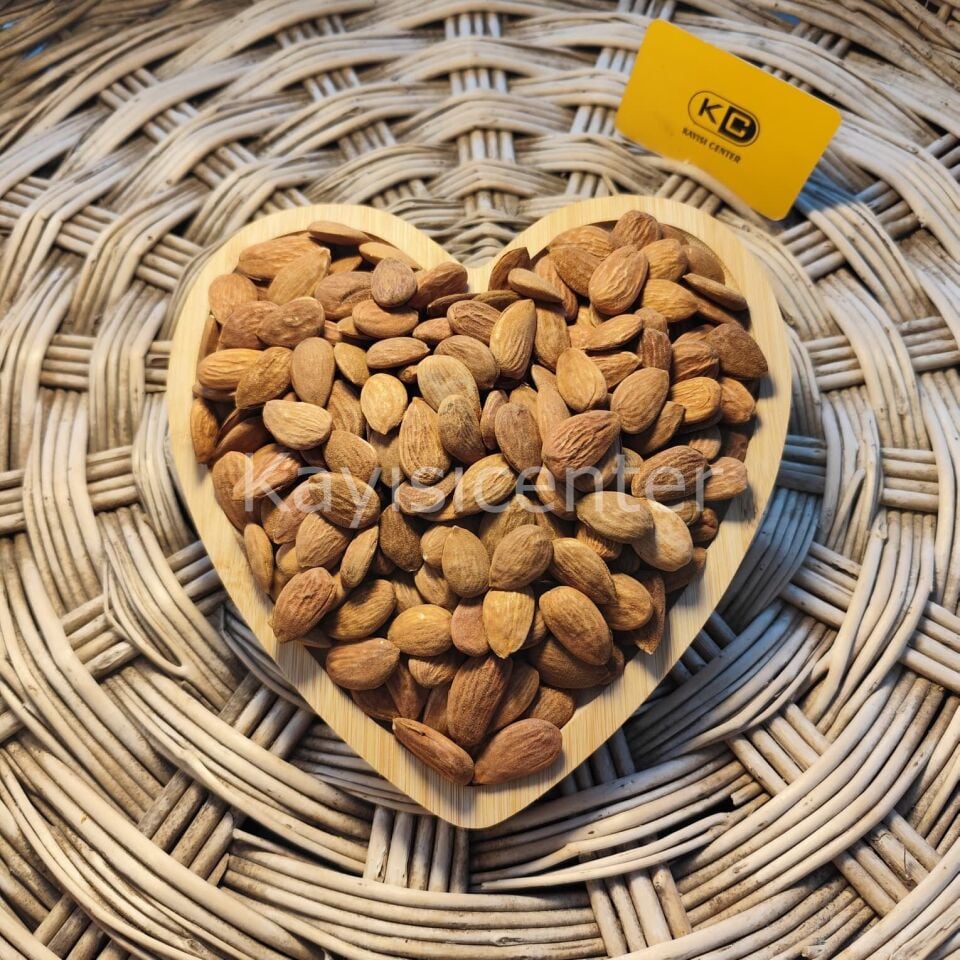 Toptan Jumbo Yerli Taş Badem içi  10 Kg
