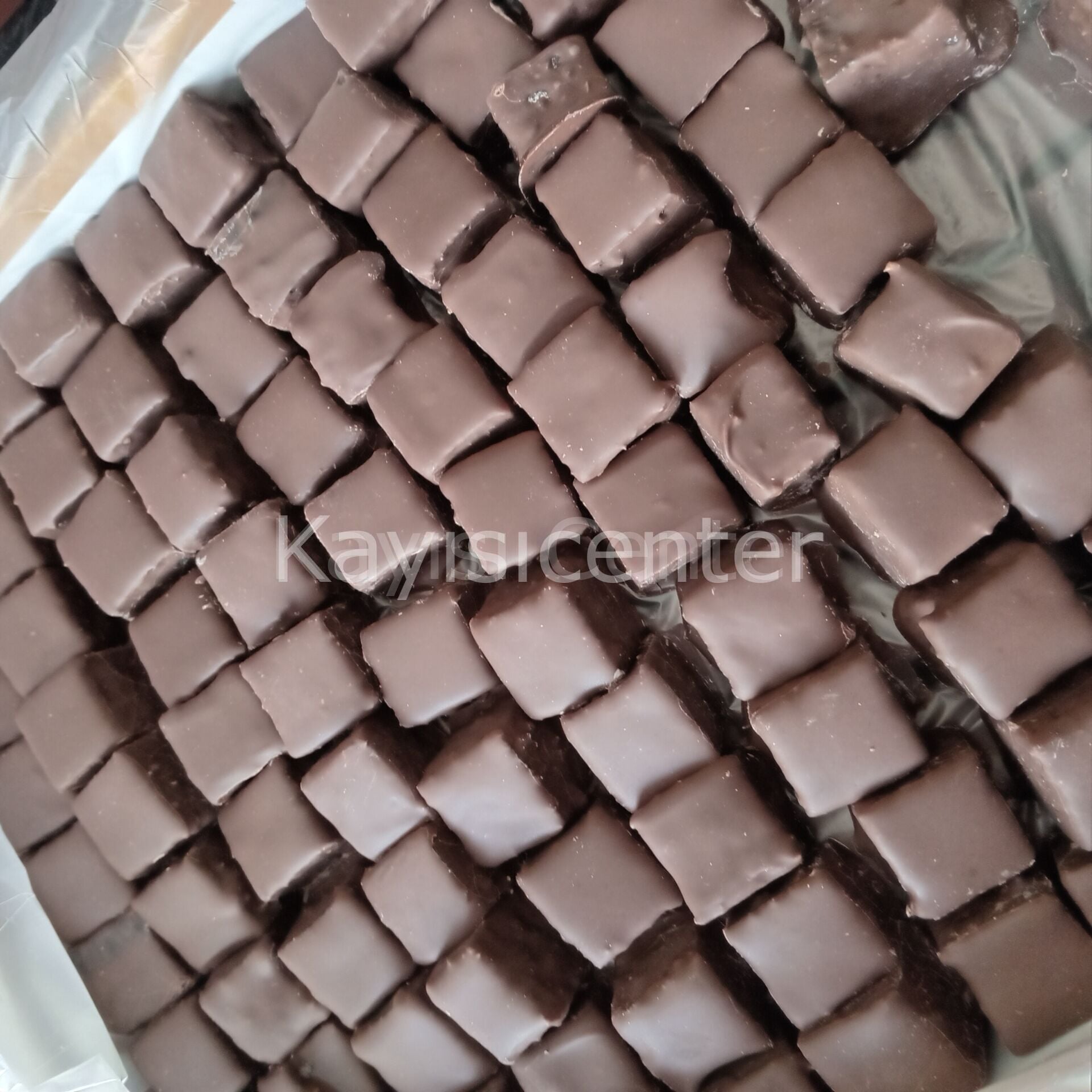 Toptan Kayısı Çikolatalı Lokum 15Kg Sütlü