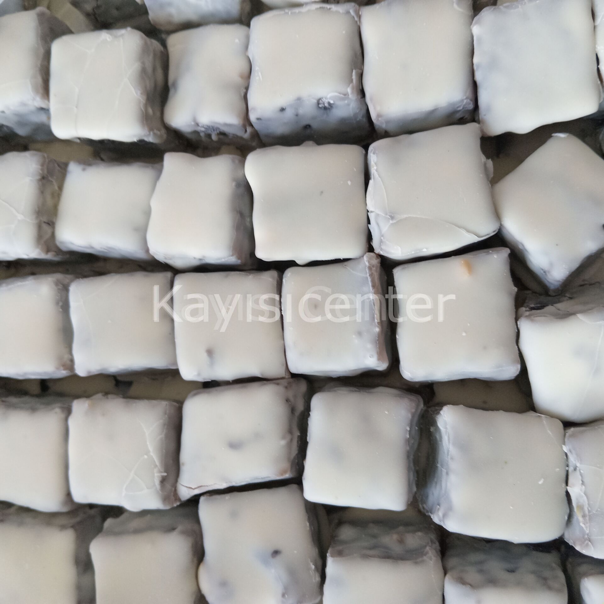 Toptan Kayısı Çikolatalı Lokum 15Kg Karışık