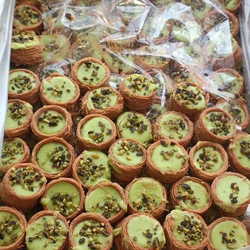 Toptan Kadayıflı Bülbül Yuvası Lokumu Fıstıklı 12 Kg