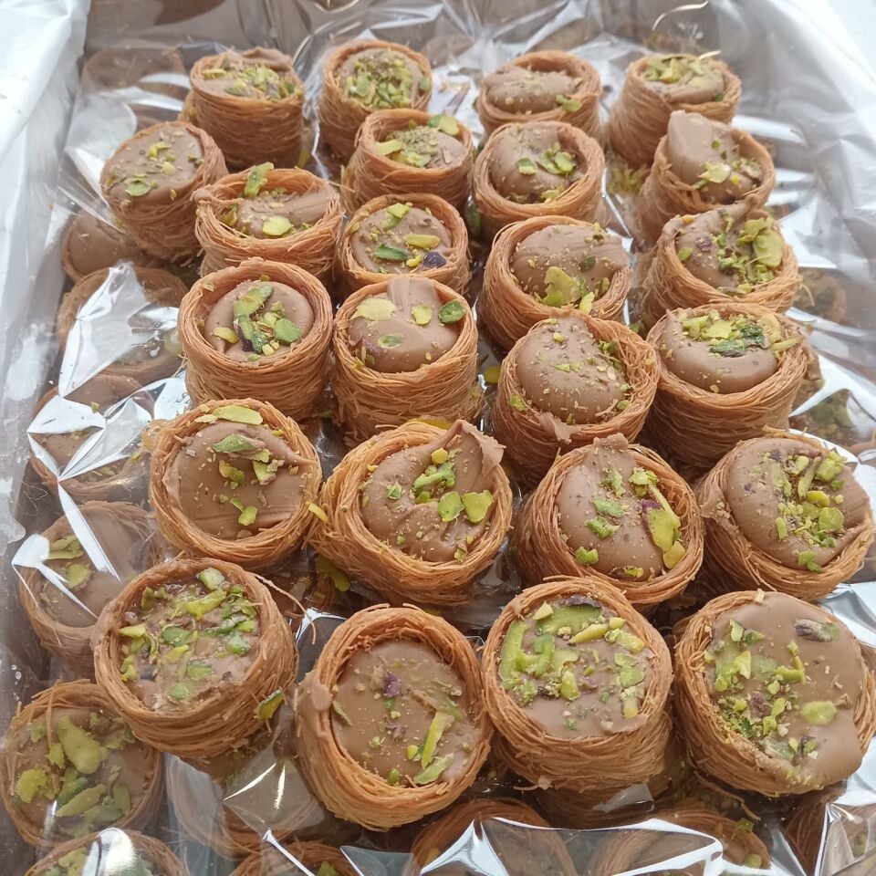 Toptan Kadayıflı Bülbül Yuvası Lokumu Fıstıklı 10 Kg