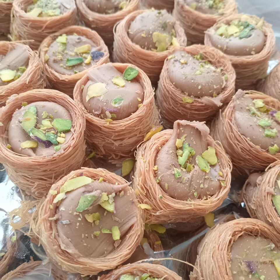 Toptan Kadayıflı Bülbül Yuvası Lokumu Fıstıklı 10 Kg