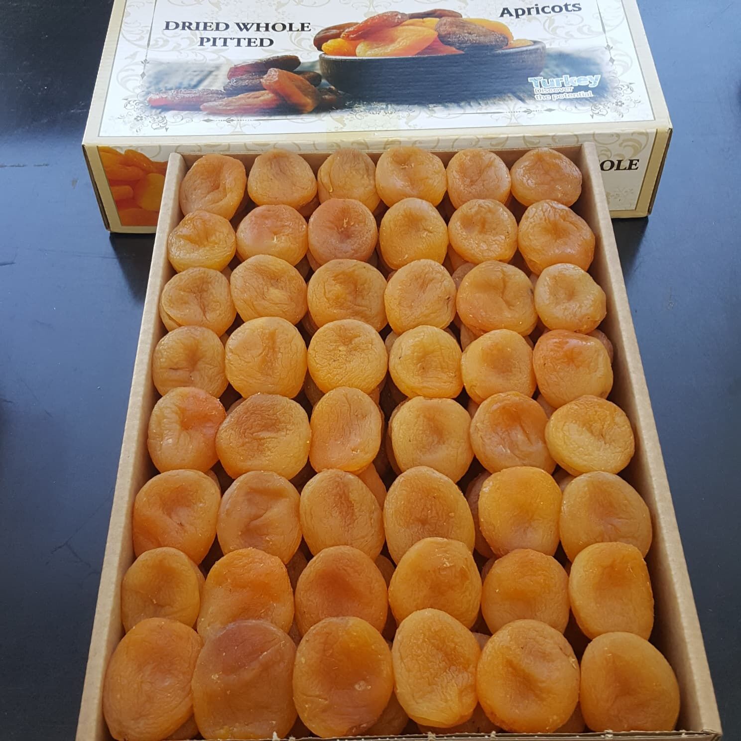 Toptan Ekstra Jumbo Sarı Kayısı Özel Dizim 10Kg