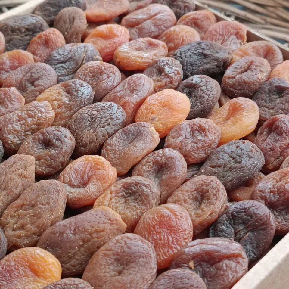 Toptan Düşük Kükürtlü Kayısı 4 No 10 Kg