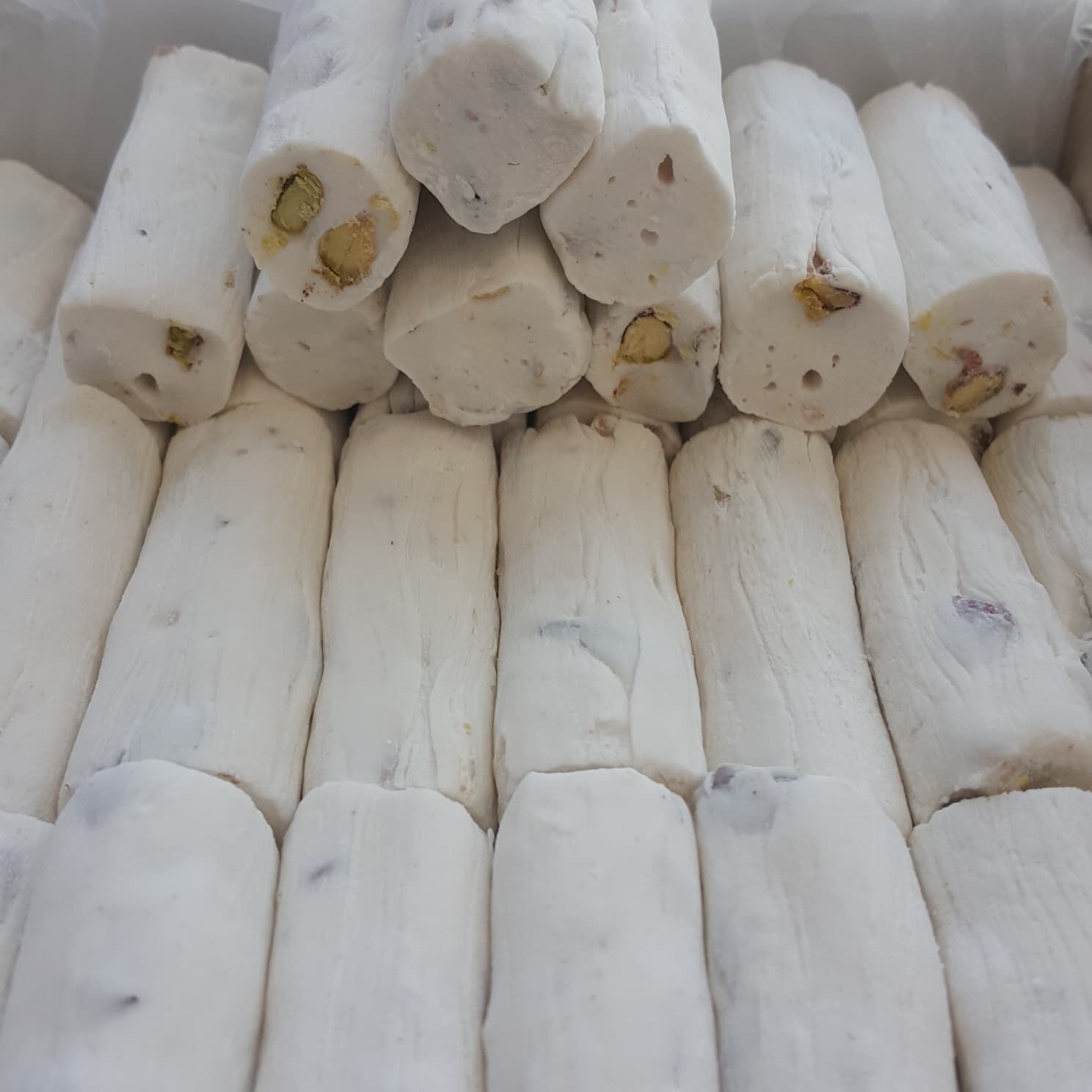 Toptan Gurme Antep Fıstıklı Cennet Lokumu Sütlü 10 Kg