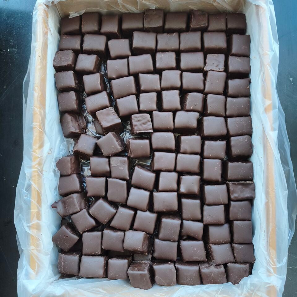 Toptan Bitter Çikolata Kaplı Kayısı Lokumu 10Kg