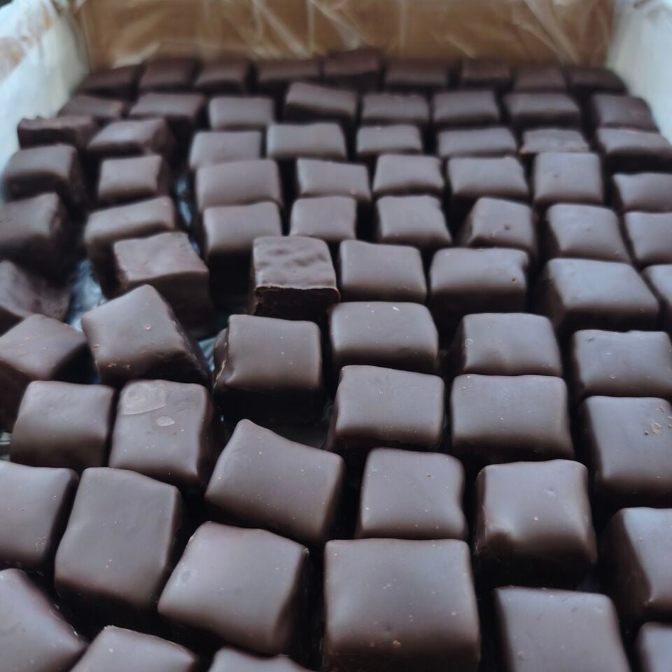 Toptan Karışık Çikolata Kaplı Kayısı Lokumu 15Kg