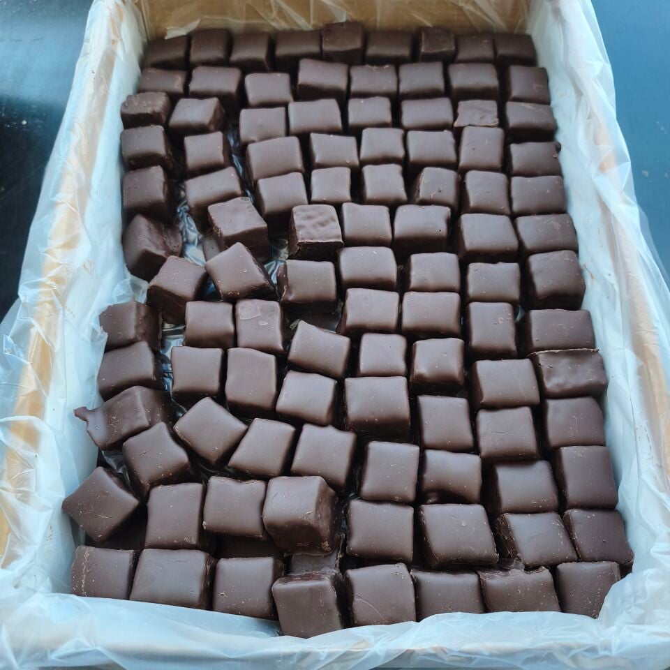 Toptan Karışık Çikolata Kaplı Kayısı Lokumu 15Kg