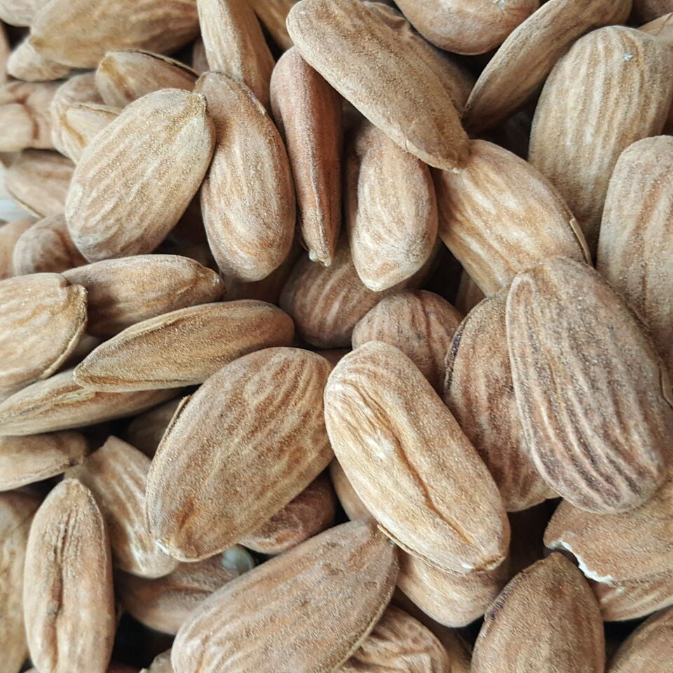 Toptan Yerli Acı Badem İçi 5 Kg